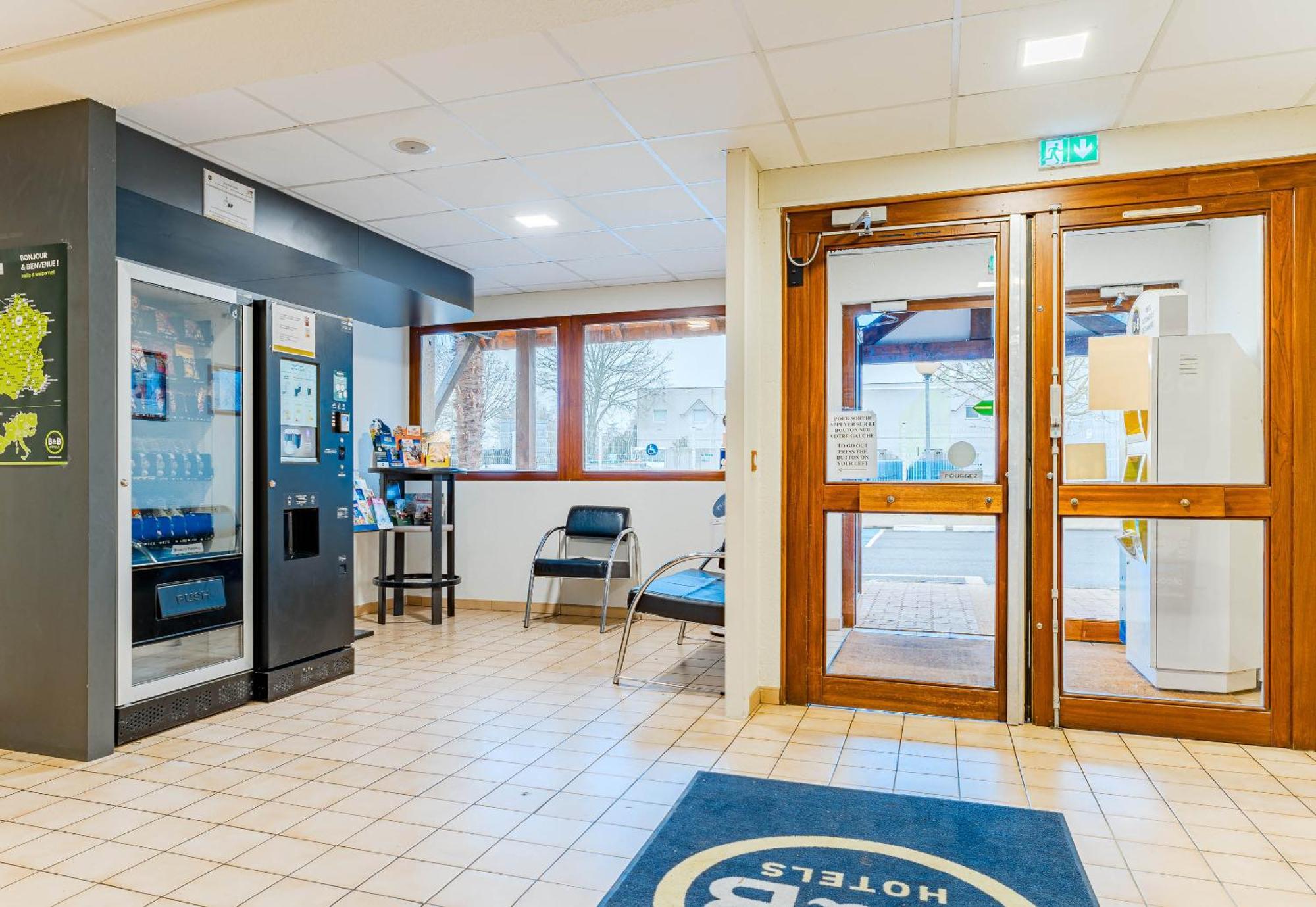B&B Hotel Chatellerault Luaran gambar