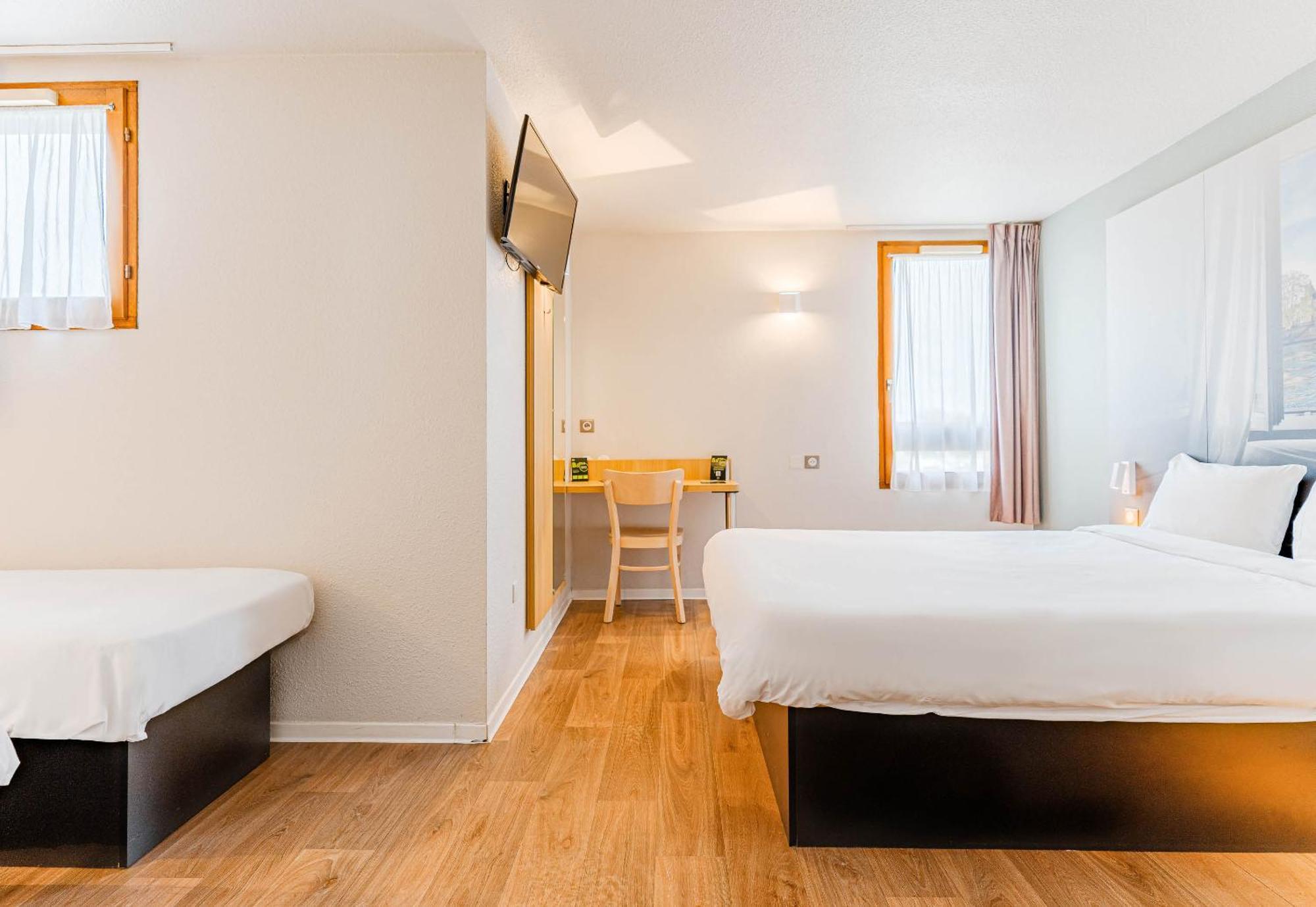 B&B Hotel Chatellerault Luaran gambar