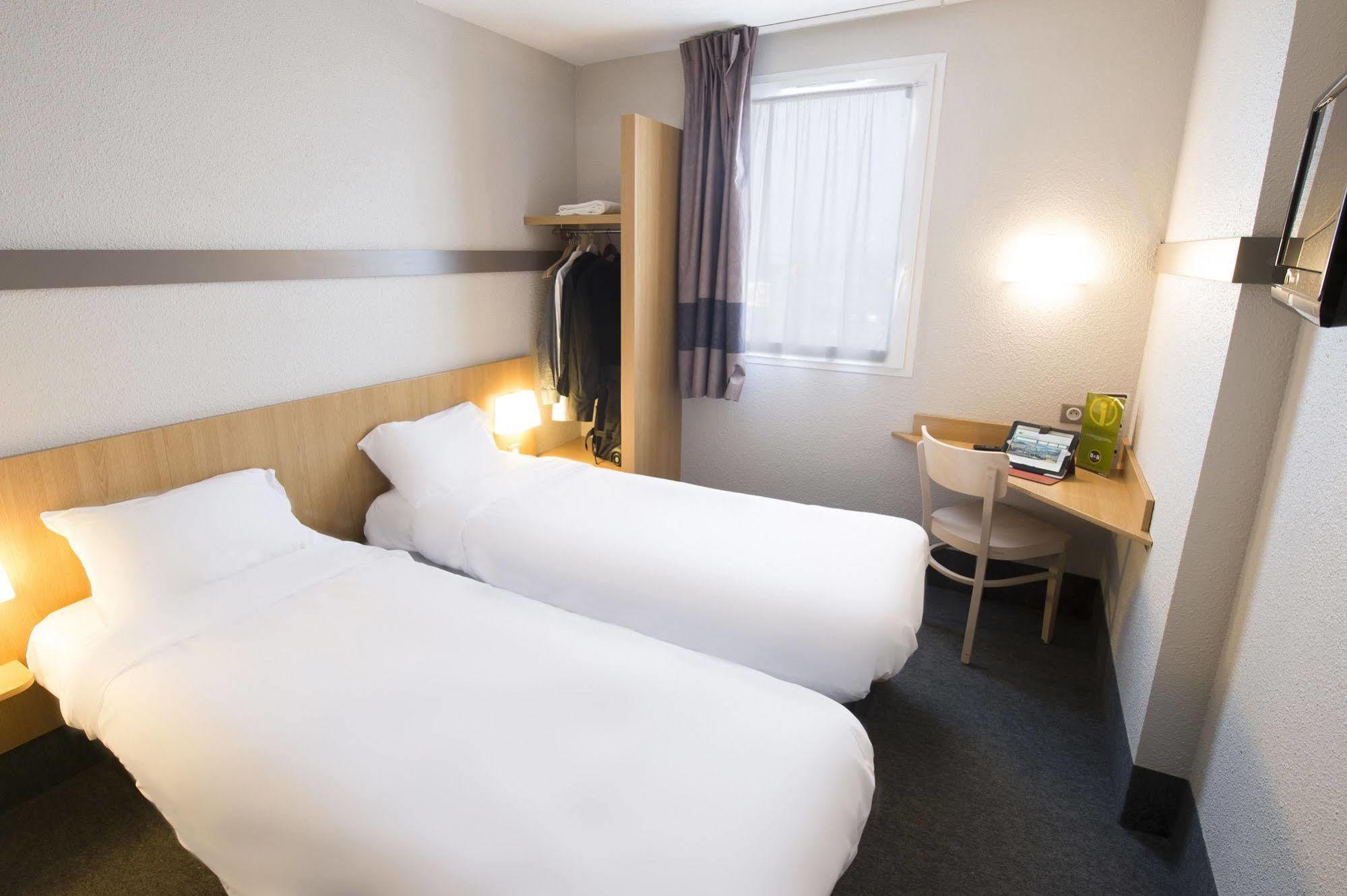 B&B Hotel Chatellerault Luaran gambar